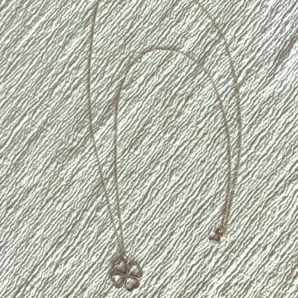 Pandora 4 hearts necklace with adjustable length